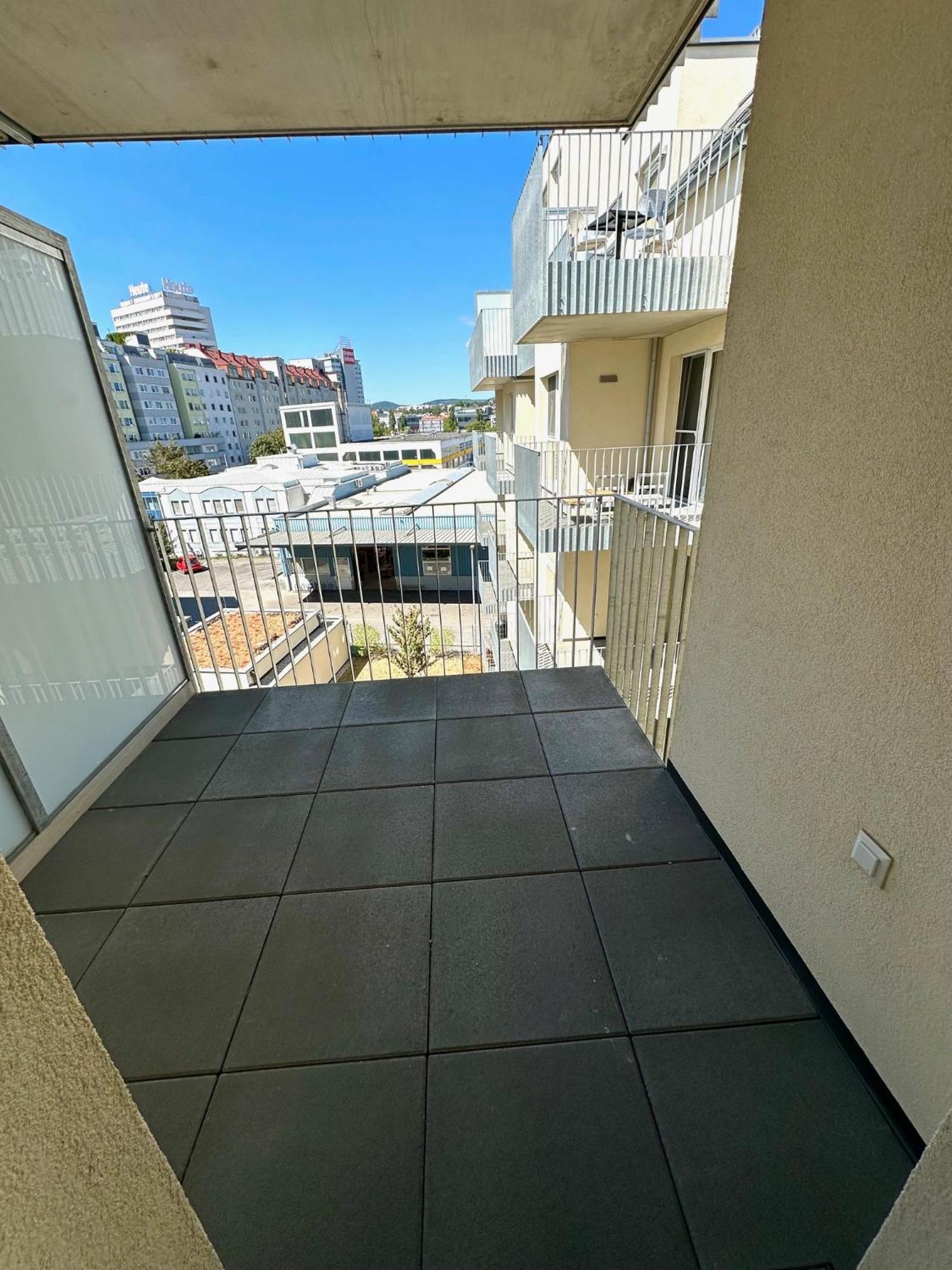 Coho City Apartments Mit Hauseigener Tiefgarage Wenen Buitenkant foto