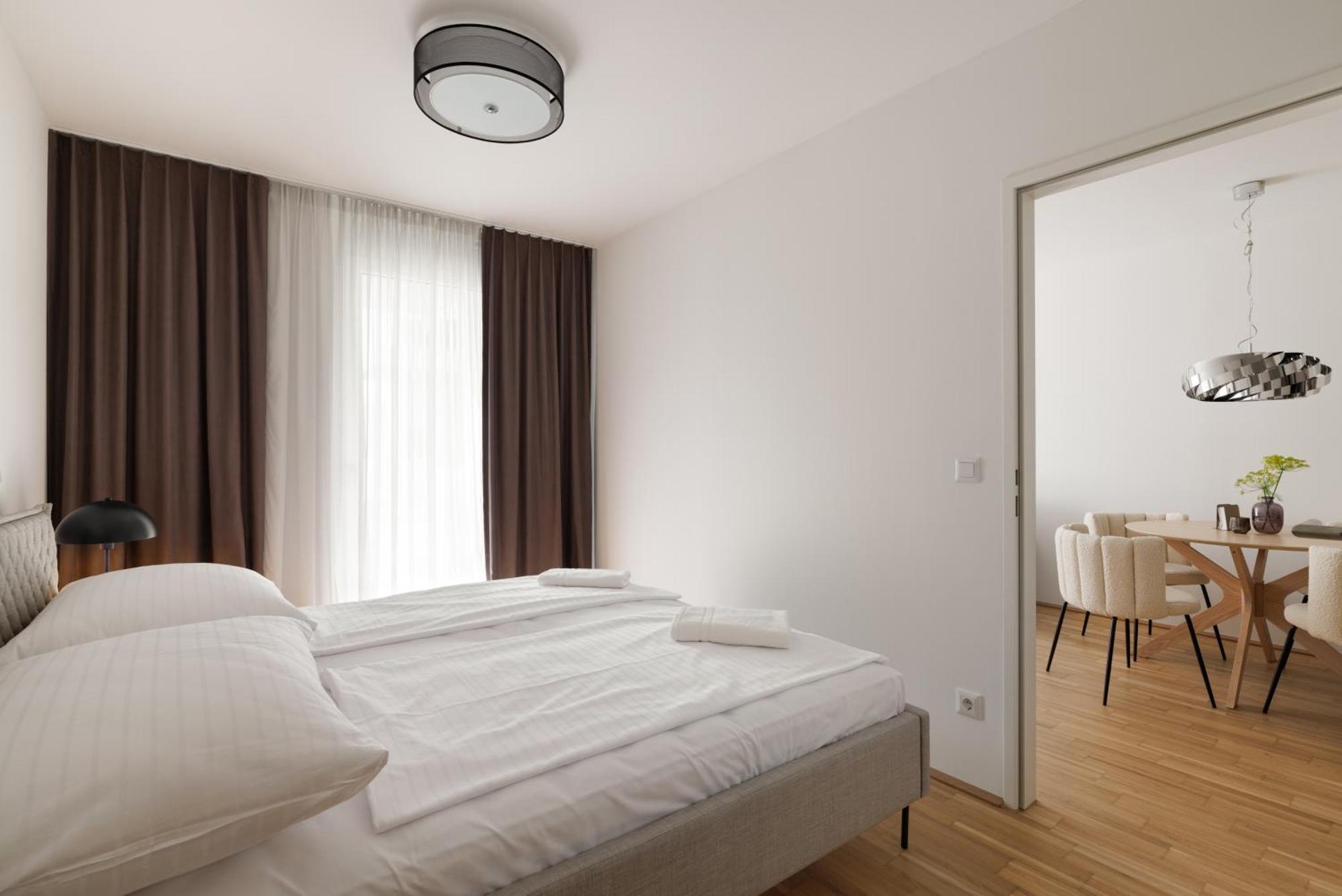 Coho City Apartments Mit Hauseigener Tiefgarage Wenen Buitenkant foto