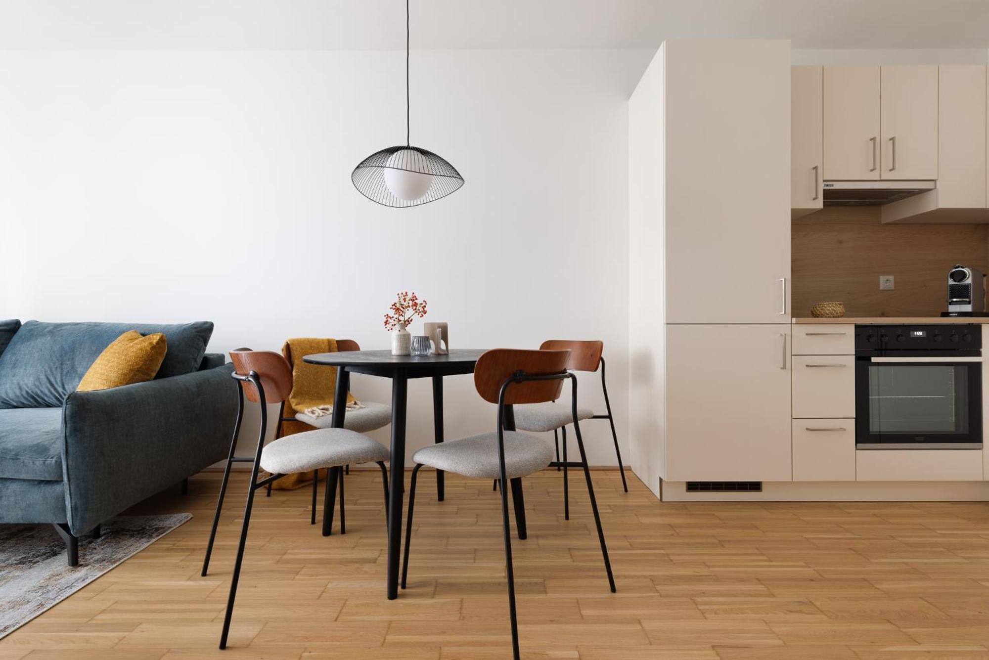 Coho City Apartments Mit Hauseigener Tiefgarage Wenen Buitenkant foto