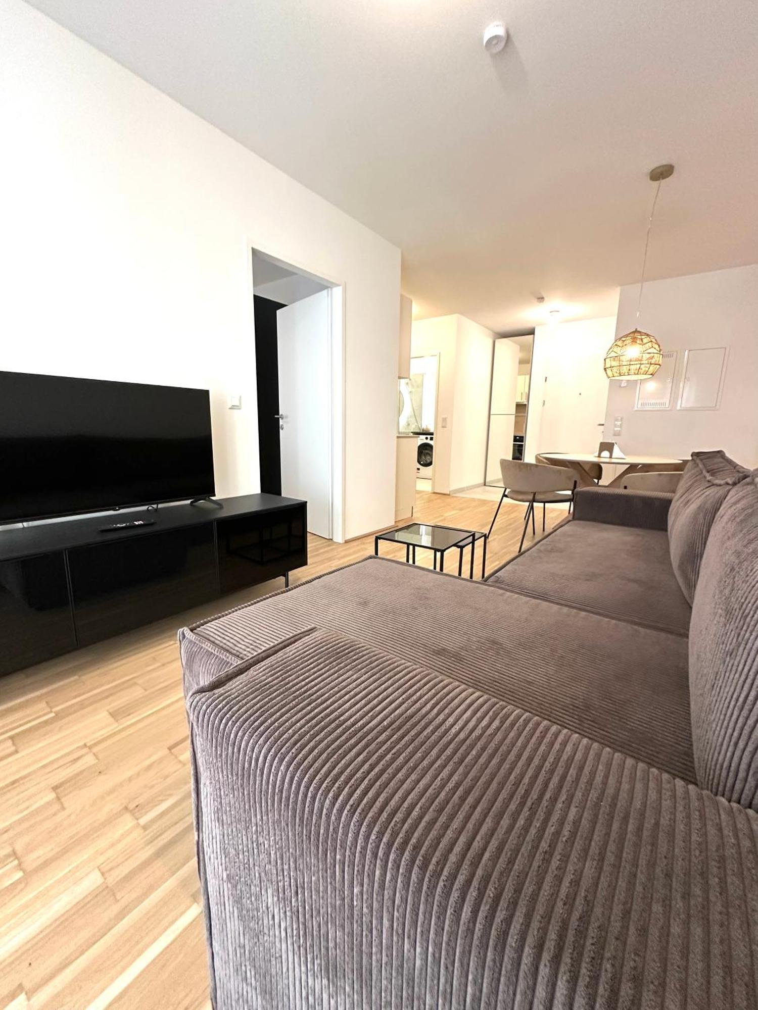 Coho City Apartments Mit Hauseigener Tiefgarage Wenen Buitenkant foto