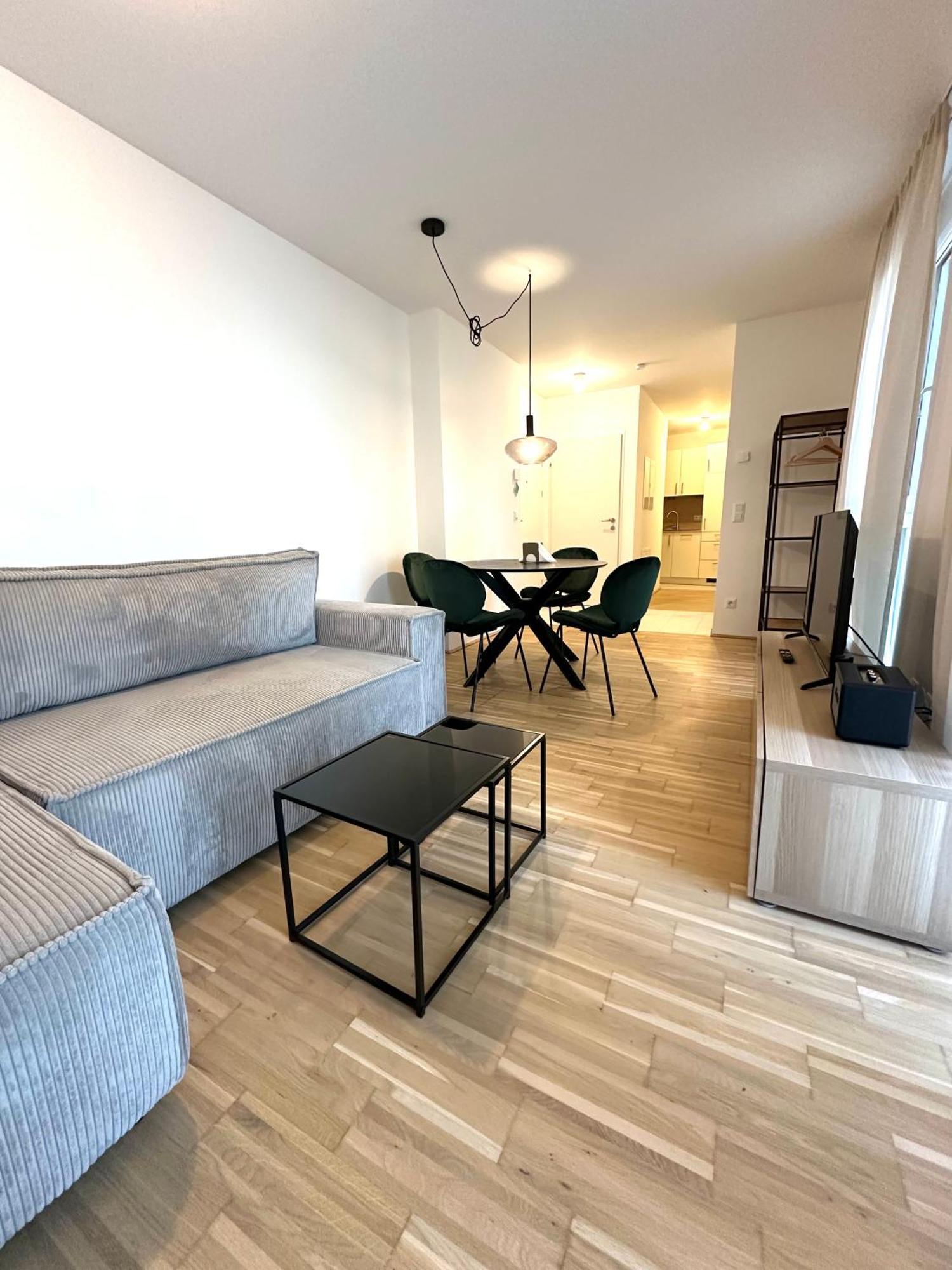 Coho City Apartments Mit Hauseigener Tiefgarage Wenen Buitenkant foto