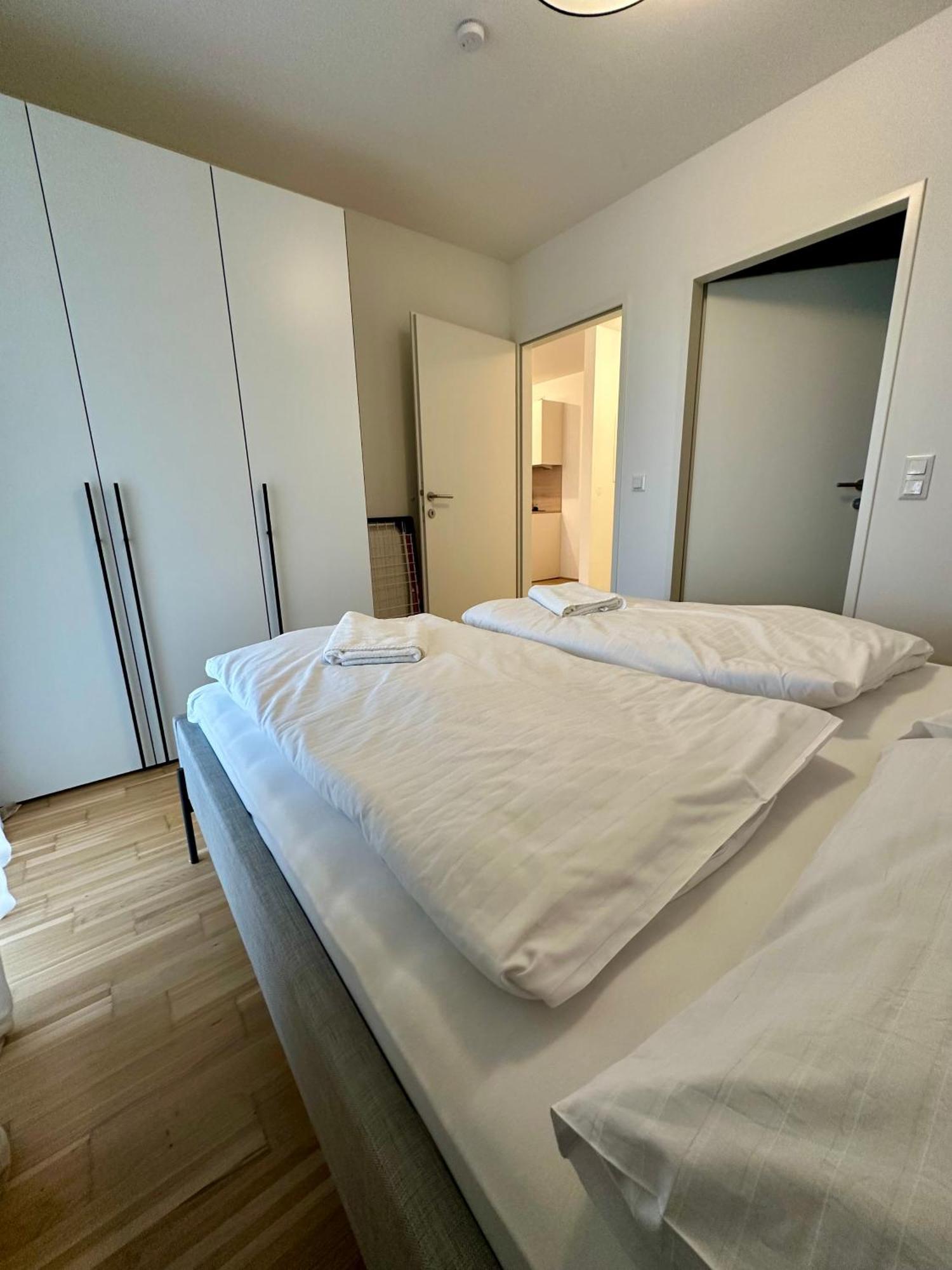 Coho City Apartments Mit Hauseigener Tiefgarage Wenen Buitenkant foto